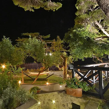 Capo D'arco Sleeps 10 Pool Wifi Villa